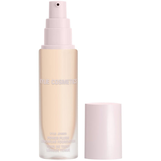 Power Plush Longwear Foundation with Niacinamide, 12-hour wear, lightweight, airbrushed natural finish